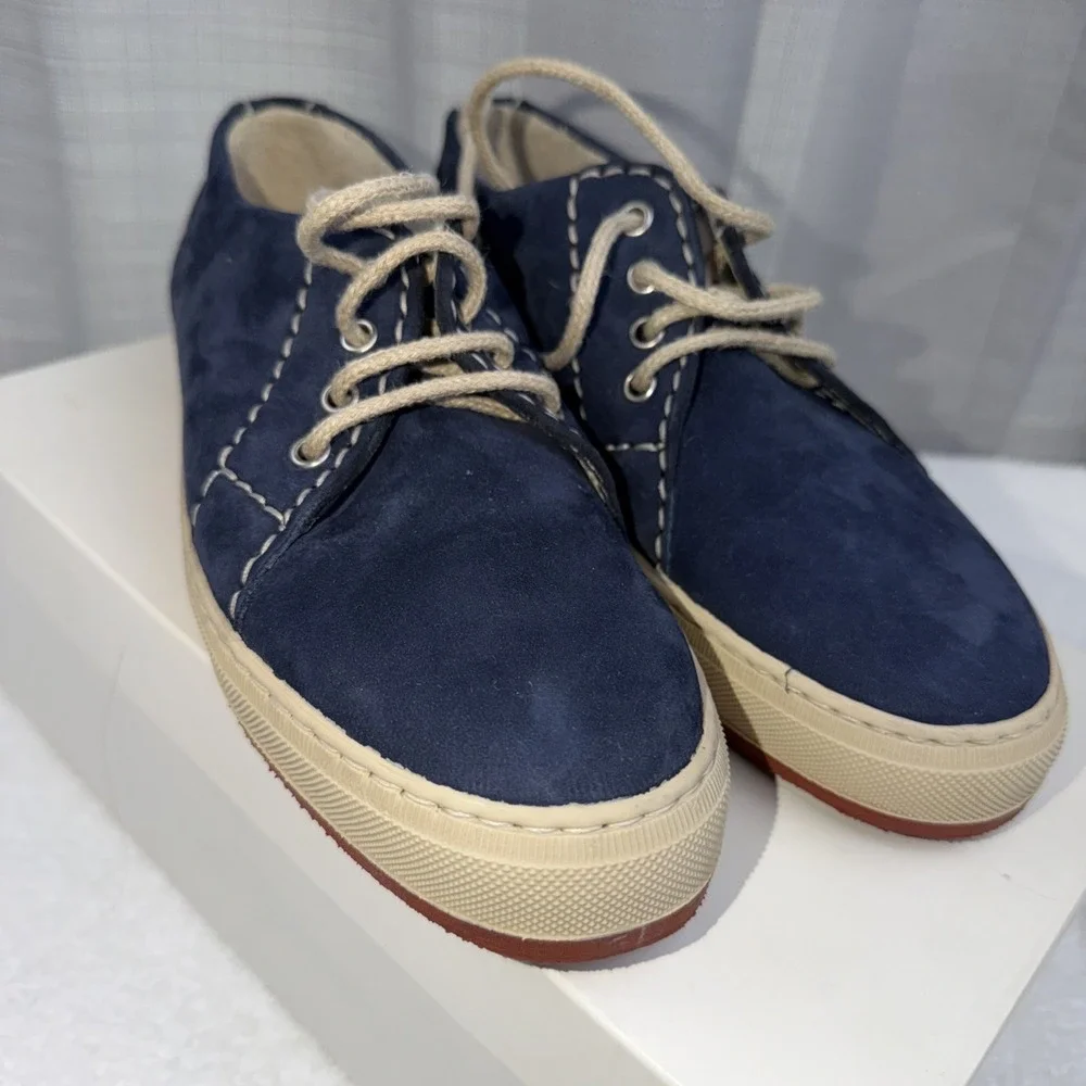 J. Peterman Company Blue Suede Lace Up Shoes Women's Shoe Size 11 Made In Italy